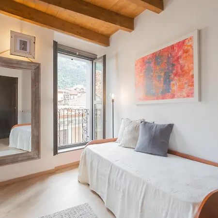 Luini 7 By Rent Apartment *