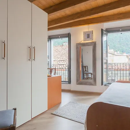 Luini 7 By Rent Apartment Como