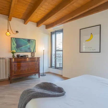 Luini 7 By Rent * Como