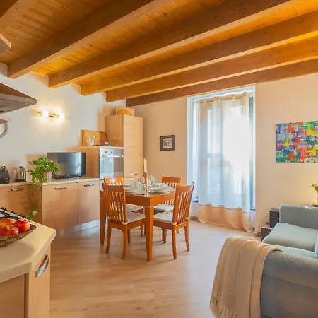 Apartment Luini 7 By Rent Como