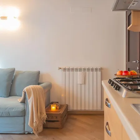 Luini 7 By Rent Como