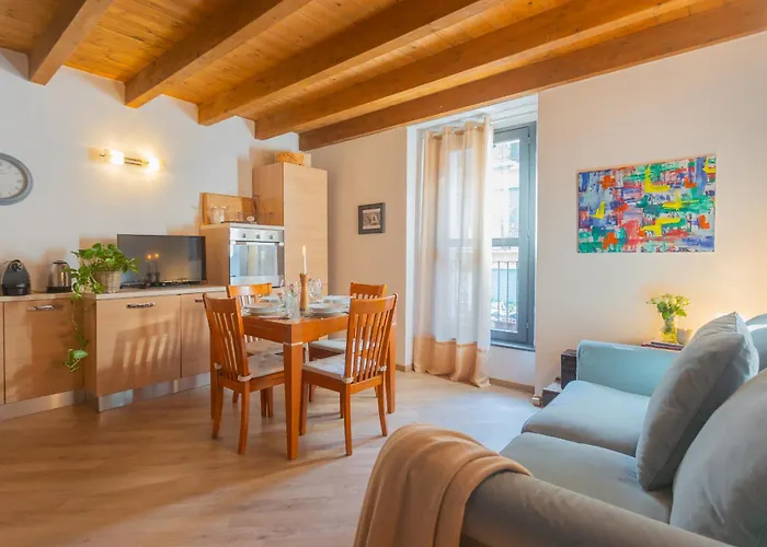 Luini 7 By Rent Apartment