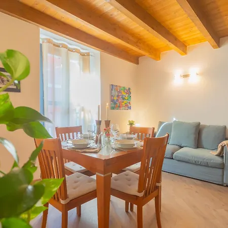 Luini 7 By Rent * Como